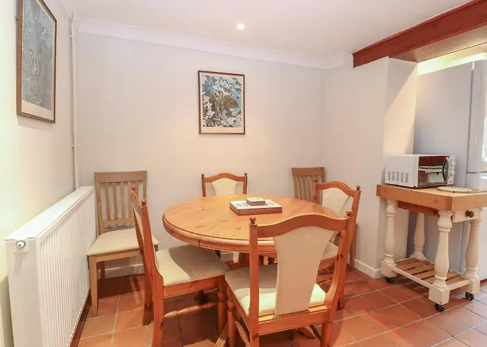 Compass Cottage